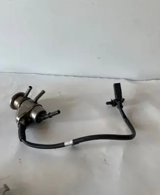 Audi A4 S4 B9 AdBlue injector 4G0131113D