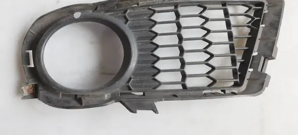 BMW 3 E92 E93 Front bumper lower grill 8038935L 51118038935L