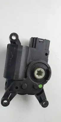 Volkswagen PASSAT B7 A/C air flow flap actuator/motor 