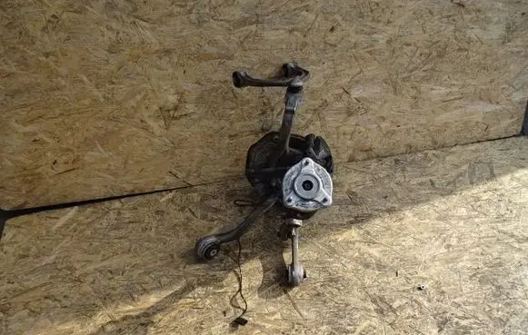 Mercedes-Benz C W205 Front wheel hub spindle knuckle A2053207668