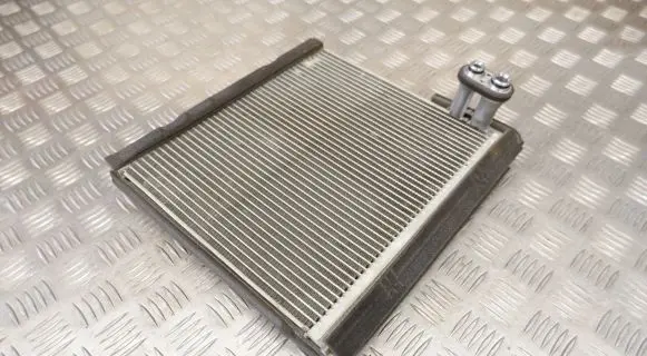 Air conditioning (A/C) radiator (interior)