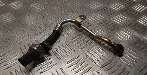 BMW 3 F30 F35 F31 Oil pressure sensor 8507634