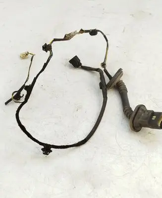 Mitsubishi Colt Rear door wiring loom MN108074