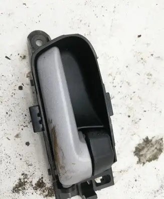 Suzuki Grand Vitara II Front door interior handle NOCODE