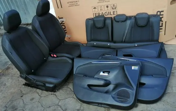 Opel Corsa F Seat set 