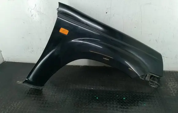 Nissan X-Trail T30 Fender KH3