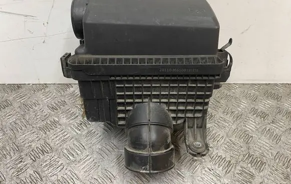 KIA Ceed Air filter box 28110M6100