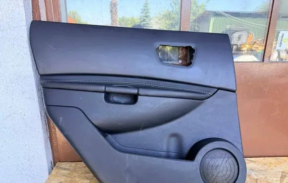 Nissan Qashqai+2 Rear door card panel trim 82977EY10A 82941EY30A
