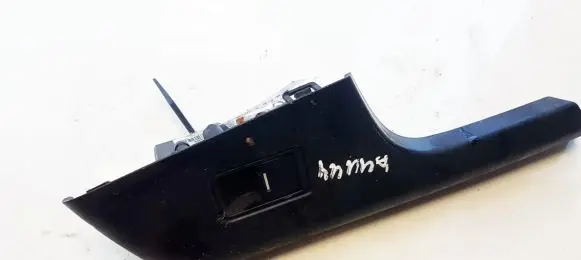Honda CR-V Electric window control switch 35770T1GG01 35770-T1G-G01