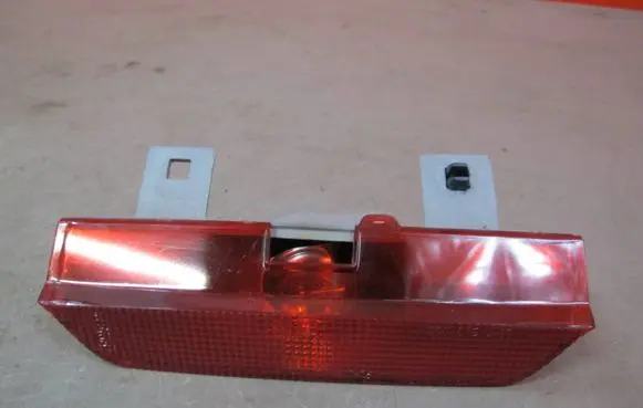 Toyota RAV 4 (XA20) Third/center stoplight 42-25