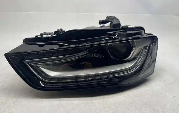 Audi A4 S4 B5 8D Headlight/headlamp 8K0941031C
