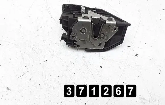 BMW 5 E60 E61 Front door lock 