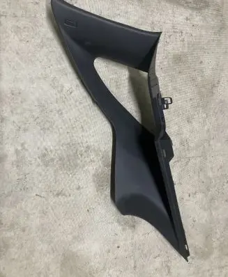 (C) pillar trim