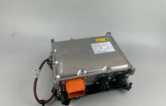 Mercedes-Benz E W213 Voltage converter inverter A0009007416 A0005402900 CECP07H0AEG