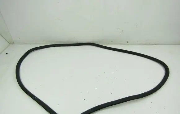 Volvo XC60 Front door rubber seal 