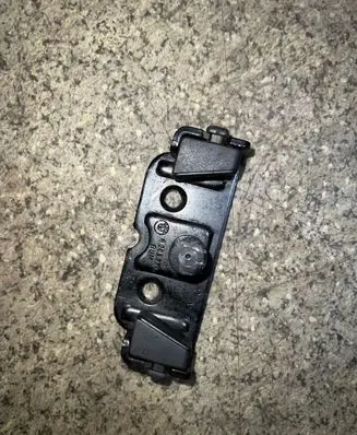 BMW 3 E46 Loading door lock loop/hook striker 8203771