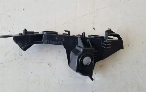 Volkswagen Touran III Fender mounting bracket 5TA807183