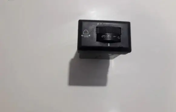 KIA Carnival Headlight level height control switch 3410017m01