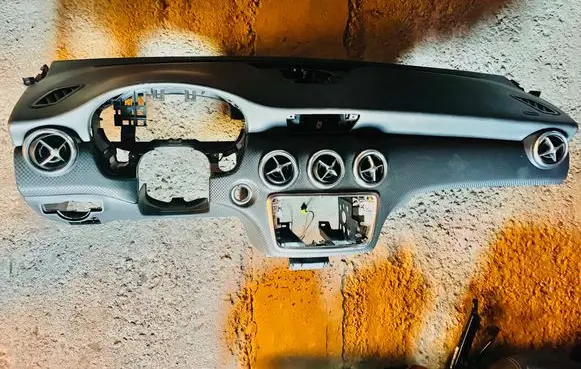 Mercedes-Benz A W176 Dashboard 
