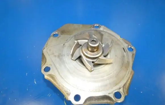 Volvo XC60 Water pump 7G9N8501