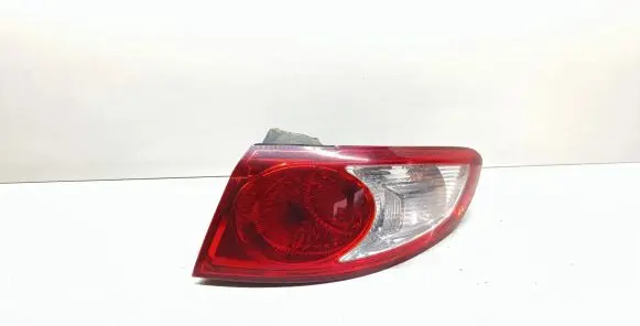 Hyundai Santa Fe Rear/tail lights 924022B000