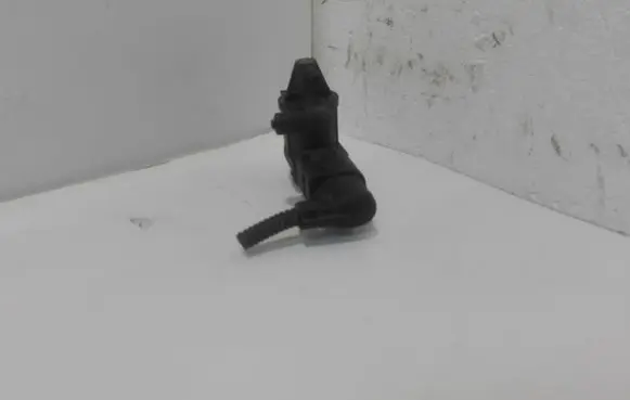 Volkswagen Phaeton Vacuum valve 1J0906283B