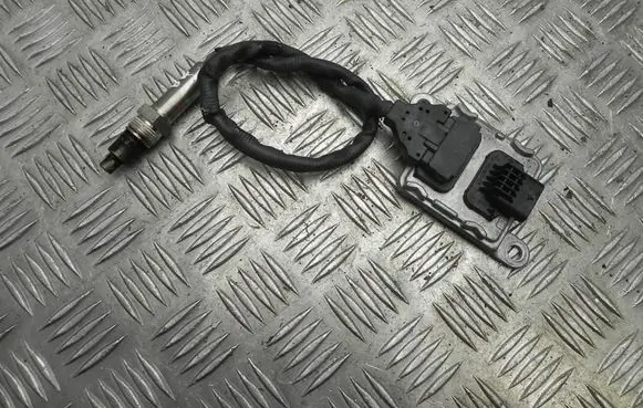 Mercedes-Benz Vito Viano W447 Lambda probe sensor A0009058011
