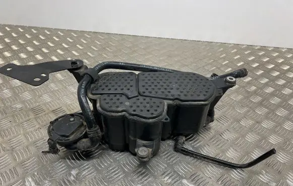 Audi A6 C7 Active carbon filter fuel vapour canister 8K0201801C