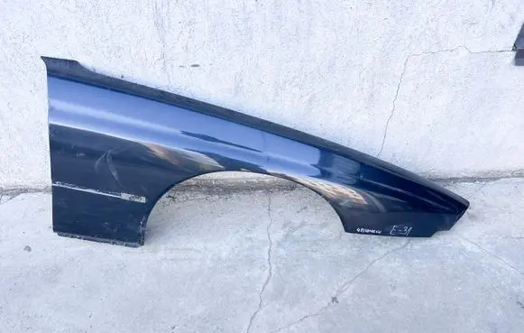 BMW 8 E31 Fender 41358108432