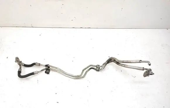 BMW X6 M Gearbox oil cooler pipe/hose 7576384