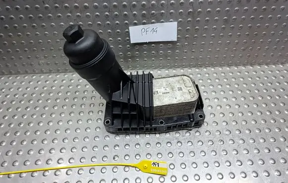 Mini Cooper Countryman R60 Oil filter mounting bracket S26405568 70377354