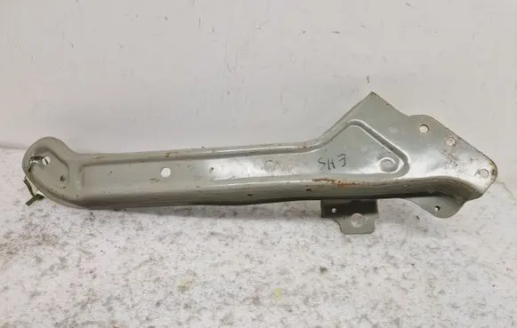 MG HS Headlight/headlamp mounting bracket 10305005-SEPP