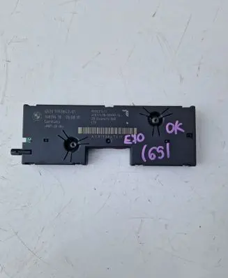 BMW X5M E70 Aerial antenna amplifier 9193847