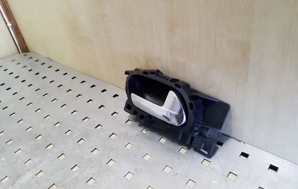 Citroen C4 I Picasso Rear door interior handle