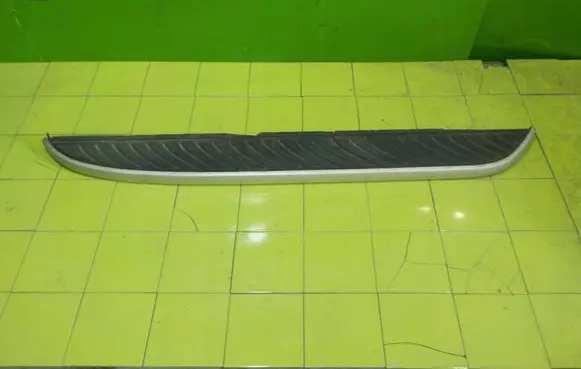 Land Rover Freelander 2 - LR2 Front sill trim cover LEWY
