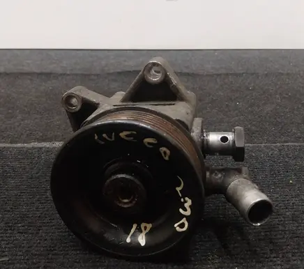 Iveco Daily 6th gen Power steering pump 5801893653