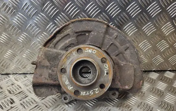 Volvo S80 Front wheel hub