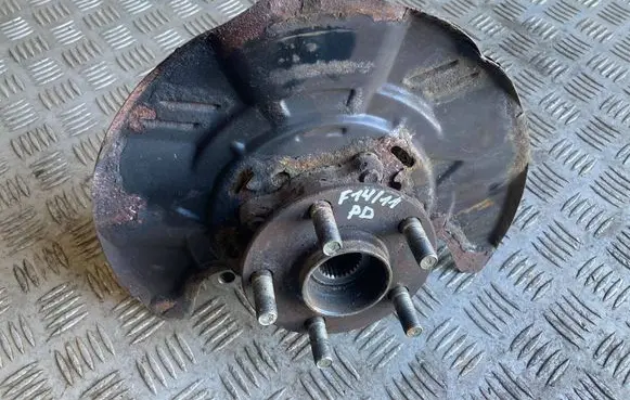 Subaru Forester SJ Front wheel hub