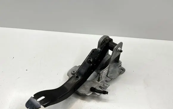 Audi TT TTS Mk2 Brake pedal 1K2721057AP 151515159
