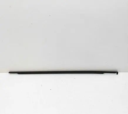 Seat Ateca Front door glass trim molding 575837477D5AP 575837477D