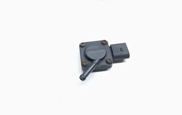 BMW 3 E92 E93 Exhaust gas pressure sensor 7789219 13627789219