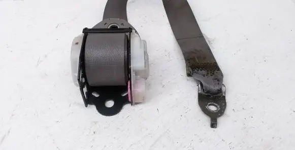 Mitsubishi Grandis Third row seat belt TKAB2N697