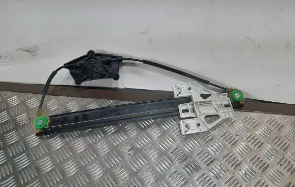 Audi Q5 SQ5 Rear window lifting mechanism without motor 8R0839462D