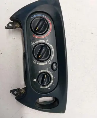 Renault Scenic I Climate control unit 655738N A52CHHG