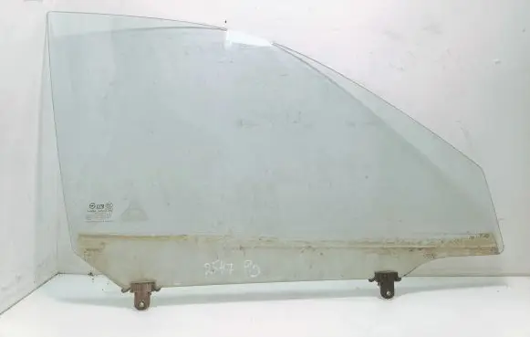 Hyundai Elantra Front door window glass four-door AS2