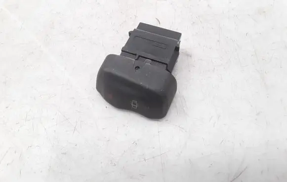 Renault Scenic I Central locking switch button 841242B