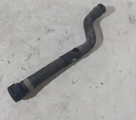 BMW 5 E39 Engine coolant pipe/hose