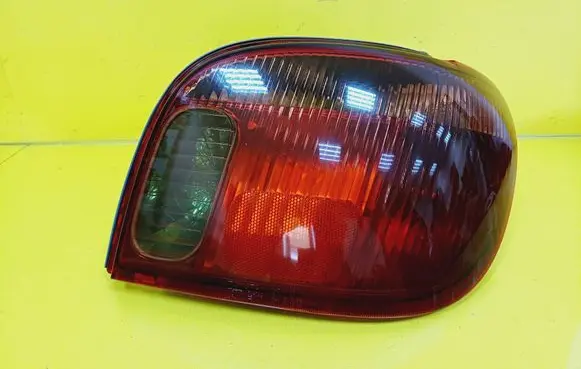 Toyota Yaris Rear/tail lights