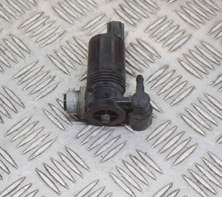 Ford Fiesta Windscreen/windshield washer pump 8A6117K624AA