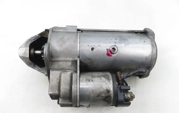 Volkswagen PASSAT B5.5 Starter motor 